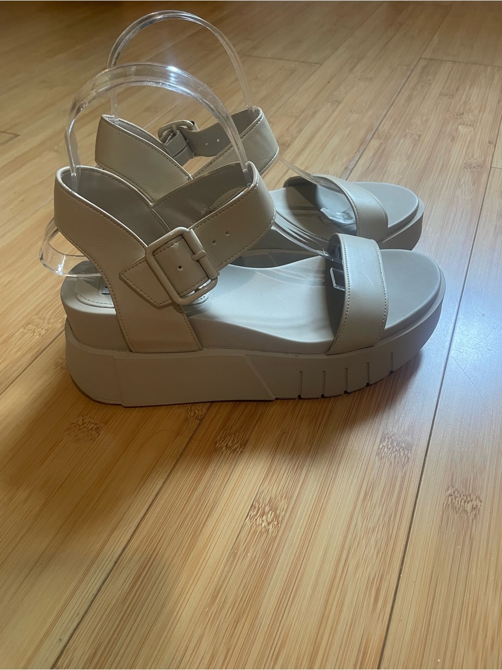 Steve Madden Cream/Tan Platform Sandals with Ankle Strap - Picture 4 of 6
